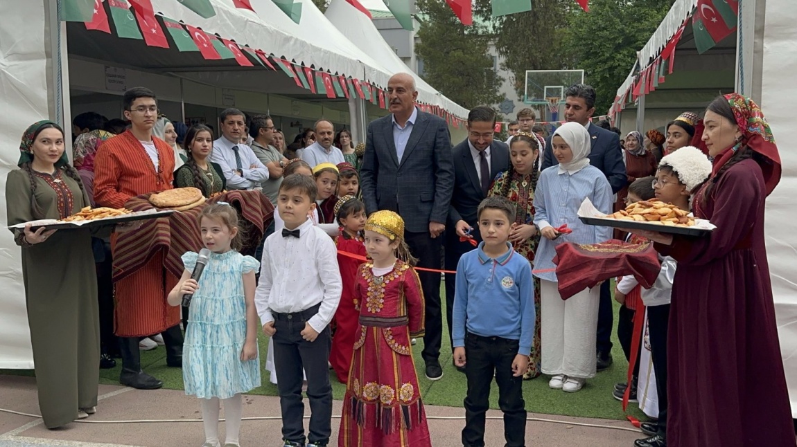 Türkmen-Türk Kardeşlik Sergisi